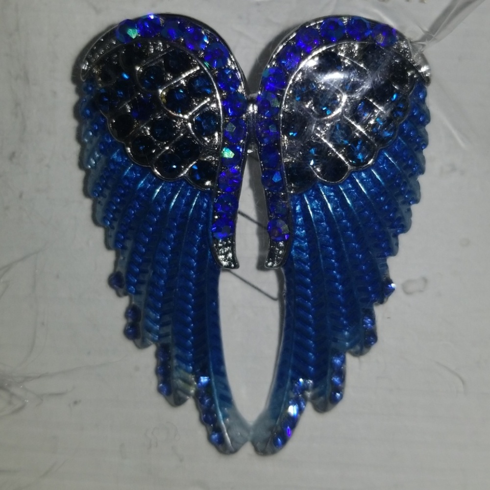 Brooch